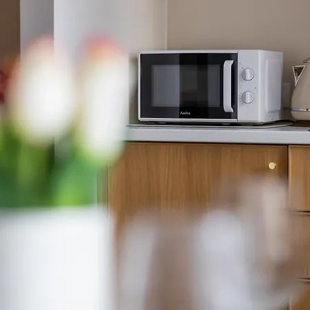 Unique With Mezzanine For 4 Guests In An Ideal Location By Renters 아파트